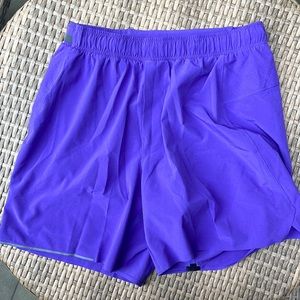 Lululemon Surge Shorts 6” inseam Lined Size S Purple